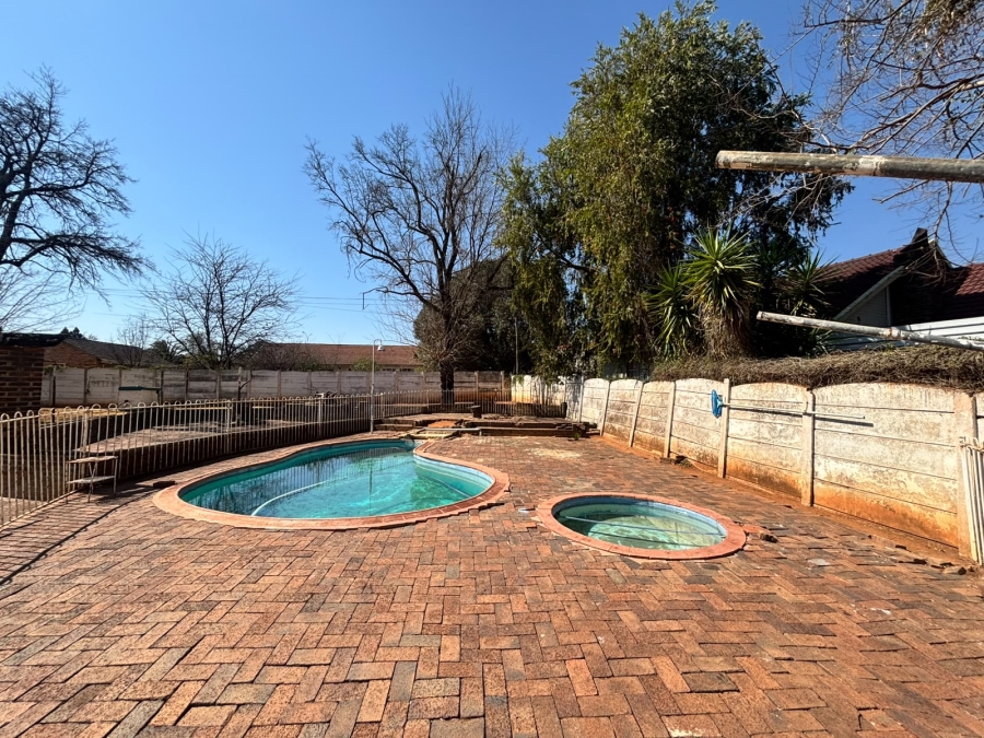 4 Bedroom Property for Sale in Vaal Park North West